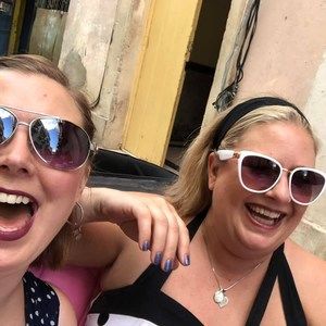 Meet your Posher, Heather